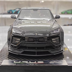[Ultra Unique] 1:18 Lamborghini 2019 Urus Widebody Black Model Car Resin