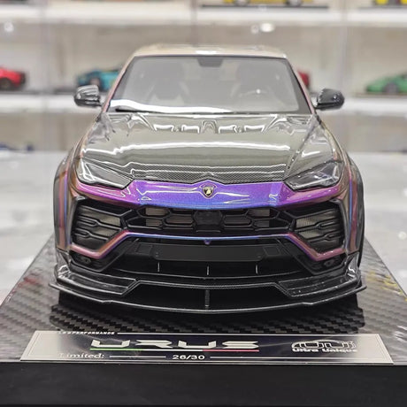 [Ultra Unique] 1:18 Lamborghini 2019 Urus Widebody Gradient Model Car Resin