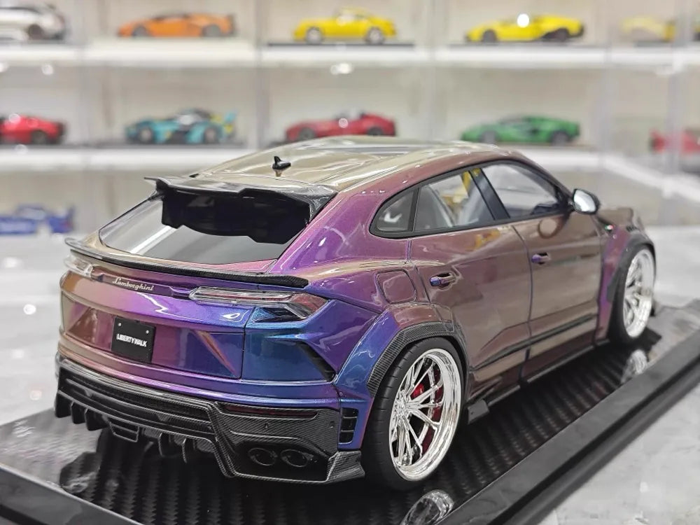 [Ultra Unique] 1:18 Lamborghini 2019 Urus Widebody Gradient modellbil harts