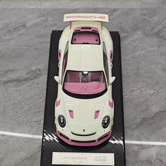[Ultra Unique] 1:18 Porsche 2018 911 GT2 RS Weissach Package rose voiture miniature Resin