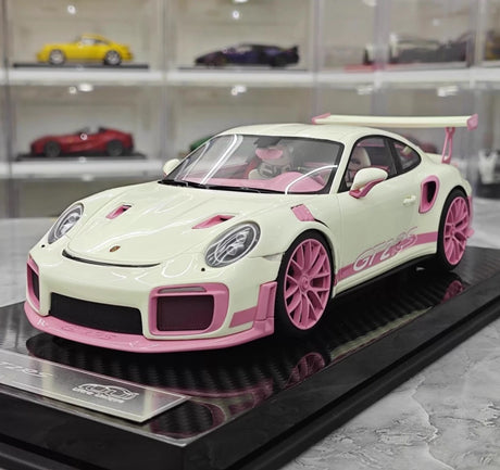 [Ultra Unique] 1:18 Porsche 2018 911 GT2 RS Weissach Package Pink Model Car Resin