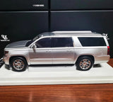 [Vehicle Art] 1:18 Chevrolet 2016 Suburban hopea pienoismalli Hartsi