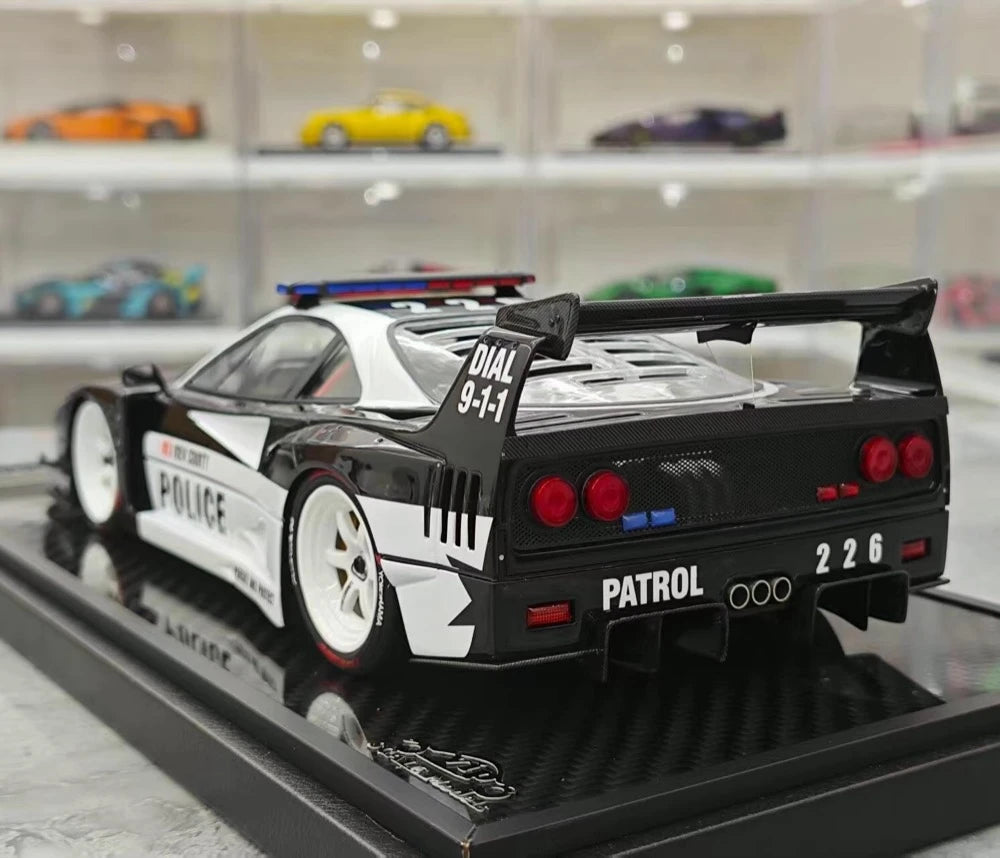 [VIP] 1:18 Ferrari 1987 F40 Liberty Walk Police モデルカー レジン
