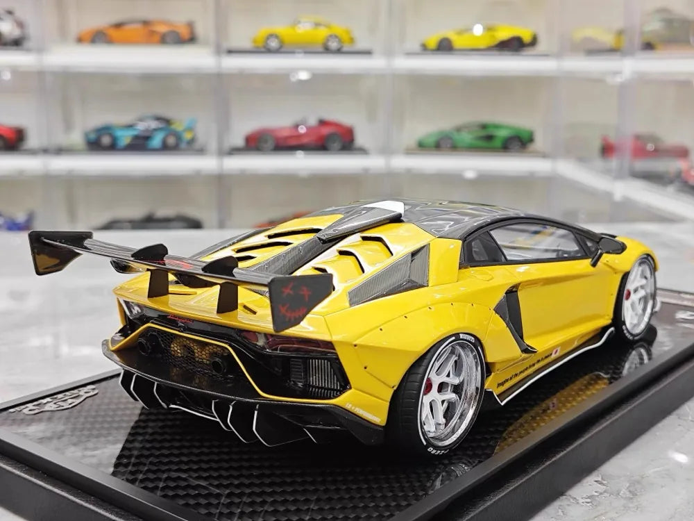 [VIP] 1:18 Lamborghini 2019 Aventador SVJ Liberty Walk Yellow Model Car Resin