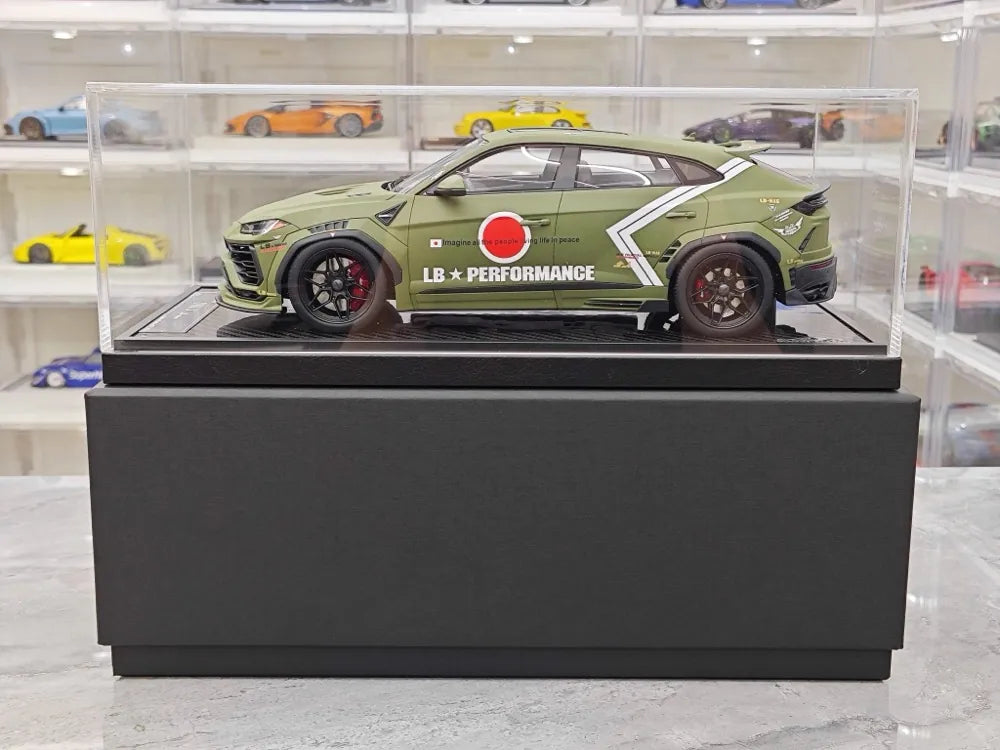 [VIP] 1:18 Lamborghini 2019 Urus Liberty Walk Green Model Car Resin
