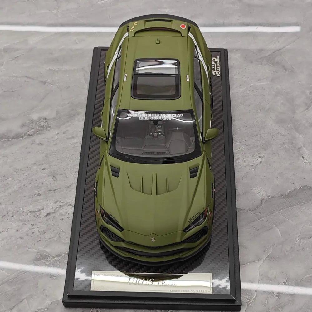 [VIP] 1:18 Lamborghini 2019 Urus Liberty Walk Green Model Car Resin
