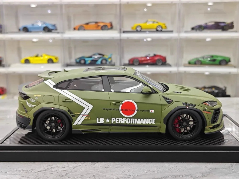 [VIP] 1:18 Lamborghini 2019 Urus Liberty Walk Green Model Car Resin