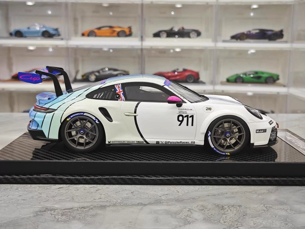 [VIP] 1:18 Porsche 2023 911 GT3 Cup Martini Heritage Concept Livery Model Car Resin