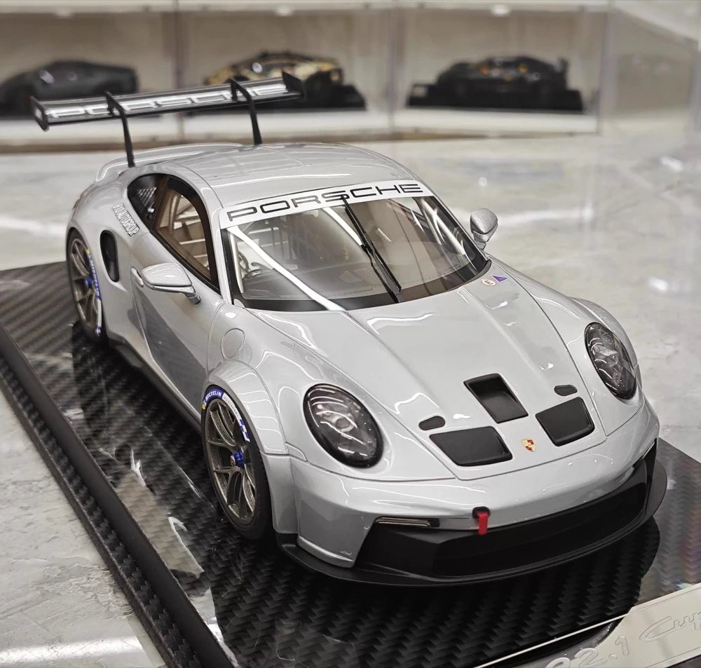 [VIP] 1:18 Porsche 2023 911 GT3 Cup Silver Model Car Resin