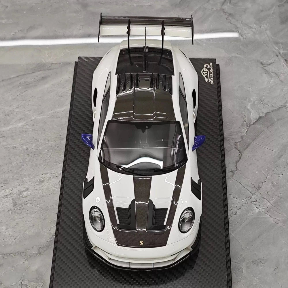 [VIP] 1:18 Porsche 2023 911 GT3 RS Manthey Racing White Model Car Resin