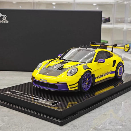[VIP] 1:18 Porsche 2023 911 GT3 RS Manthey Racing Yellow Model Car Resin