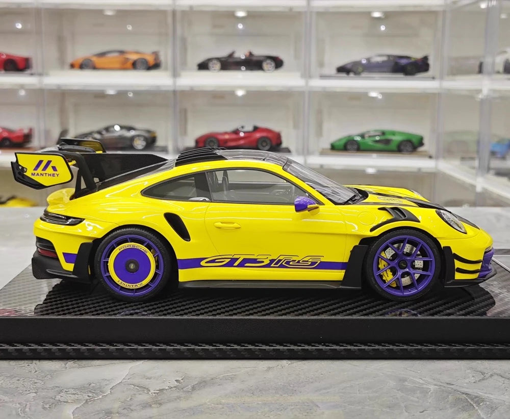[VIP] 1:18 Porsche 2023 911 GT3 RS Manthey Racing Yellow Model Car Resin