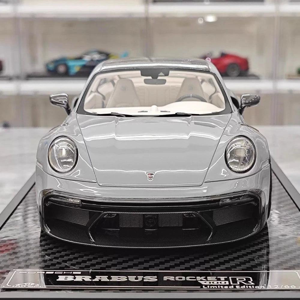 [VIP] 1:18 Porsche 2024 911 Turbo S Brabus Rocket 900R glanzend grijs modelauto Hars