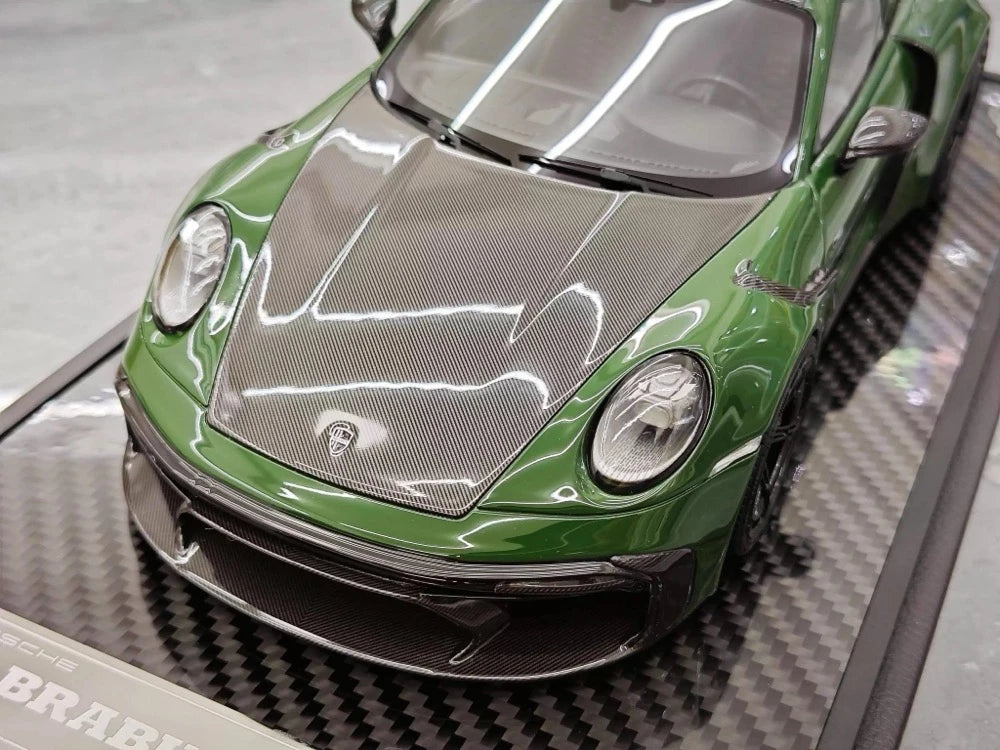 [VIP] 1:18 Porsche 2024 911 Turbo S Brabus Rocket 900R Glossy Green Model Car Resin