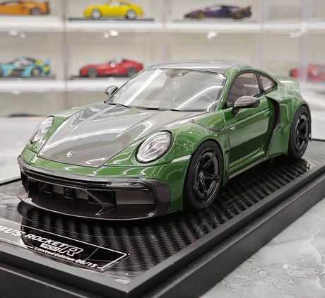 [VIP] 1:18 Porsche 2024 911 Turbo S Brabus Rocket 900R Glossy Green Model Car Resin