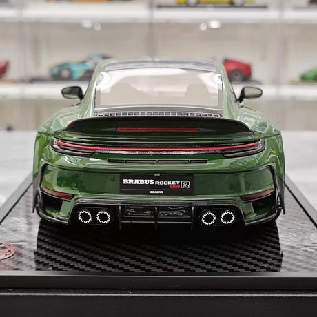 [VIP] 1:18 Porsche 2024 911 Turbo S Brabus Rocket 900R Glossy Green Model Car Resin