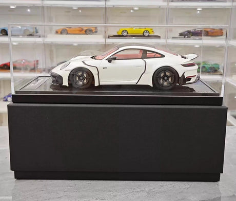 [VIP] 1:18 Porsche 2024 911 Turbo S Brabus Rocket 900R Glossy White Model Car Resin