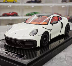 [VIP] 1:18 Porsche 2024 911 Turbo S Brabus Rocket 900R Glossy bianco modellino di auto resina