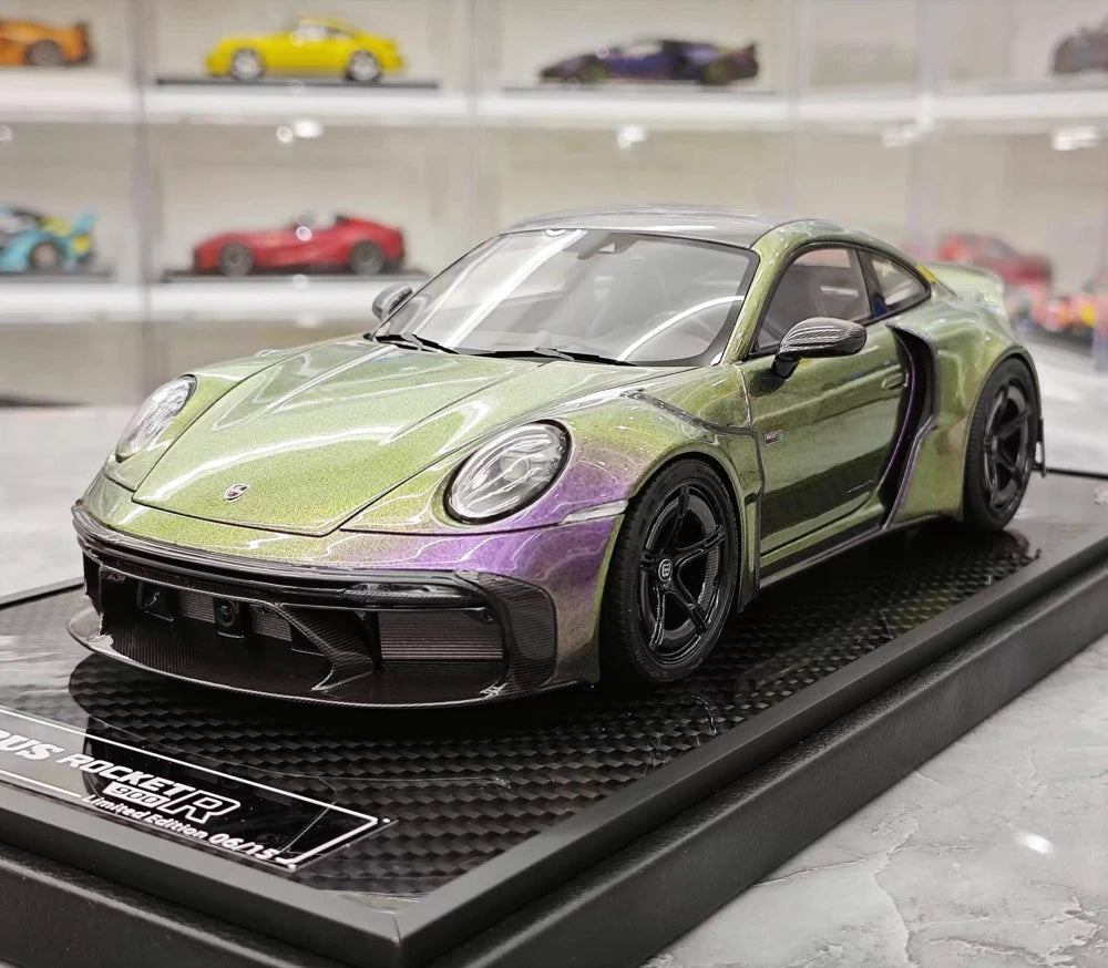 [VIP] 1:18 Porsche 2024 911 Turbo S Brabus Rocket 900R Gradient modellino di auto resina