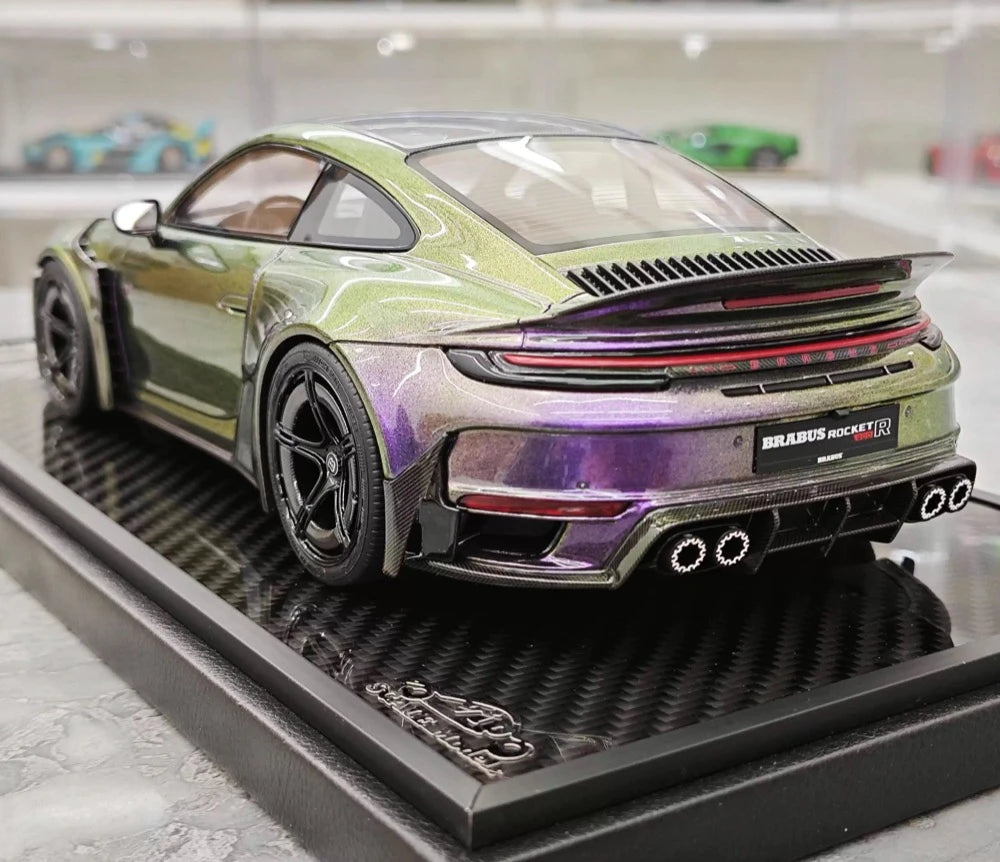 [VIP] 1:18 Porsche 2024 911 Turbo S Brabus Rocket 900R Gradient Model Car Resin
