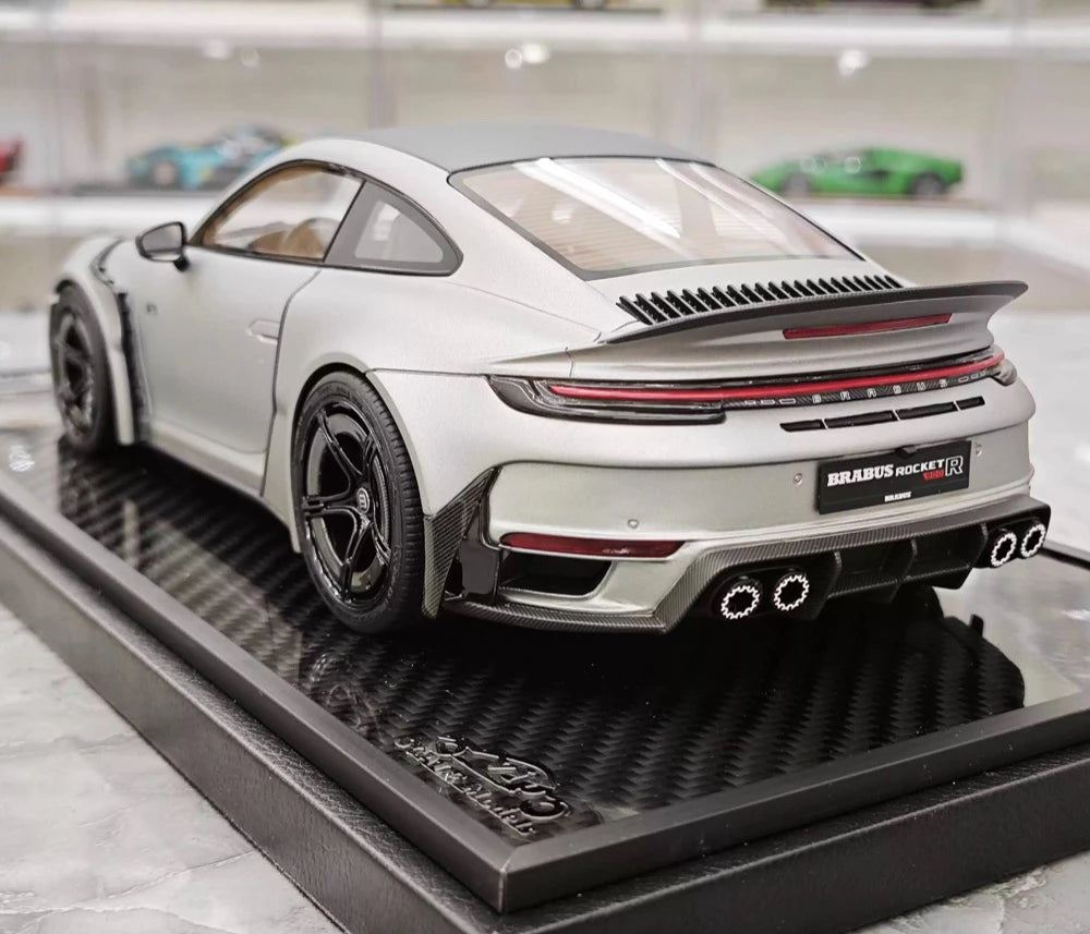 [VIP] 1:18 Porsche 2024 911 Turbo S Brabus Rocket 900R mat gris voiture miniature Resin
