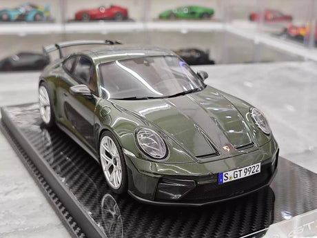 [VIP] 1:18 Porsche 2025 911 992.2 GT3 Glossy Green Model Car Resin