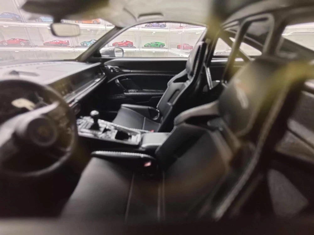 [VIP] 1:18 Porsche 2025 911 992.2 GT3 Glossy Green Model Car Resin