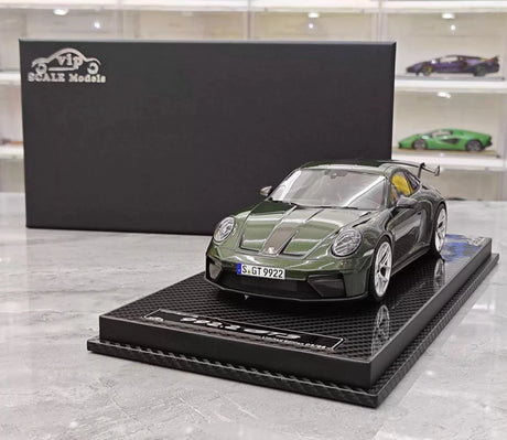 [VIP] 1:18 Porsche 2025 911 992.2 GT3 Glossy Green Model Car Resin