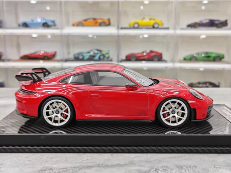 [VIP] 1:18 Porsche 2025 911 992.2 GT3 Glossy Red Model Car Resin