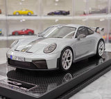 [VIP] 1:18 Porsche 2025 911 992.2 GT3 Glossy hopea pienoismalli Hartsi