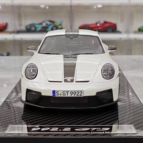 [VIP] 1:18 Porsche 2025 911 992.2 GT3 Glossy White Model Car Resin