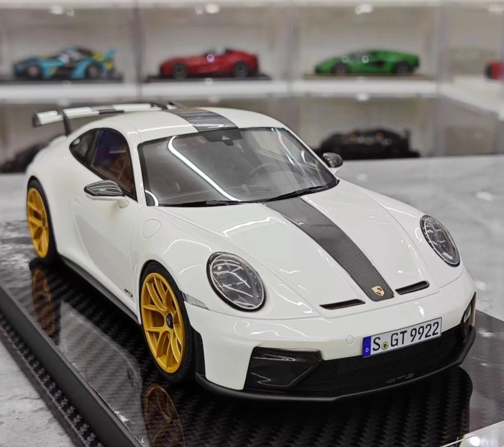 [VIP] 1:18 Porsche 2025 911 992.2 GT3 Glossy White Model Car Resin