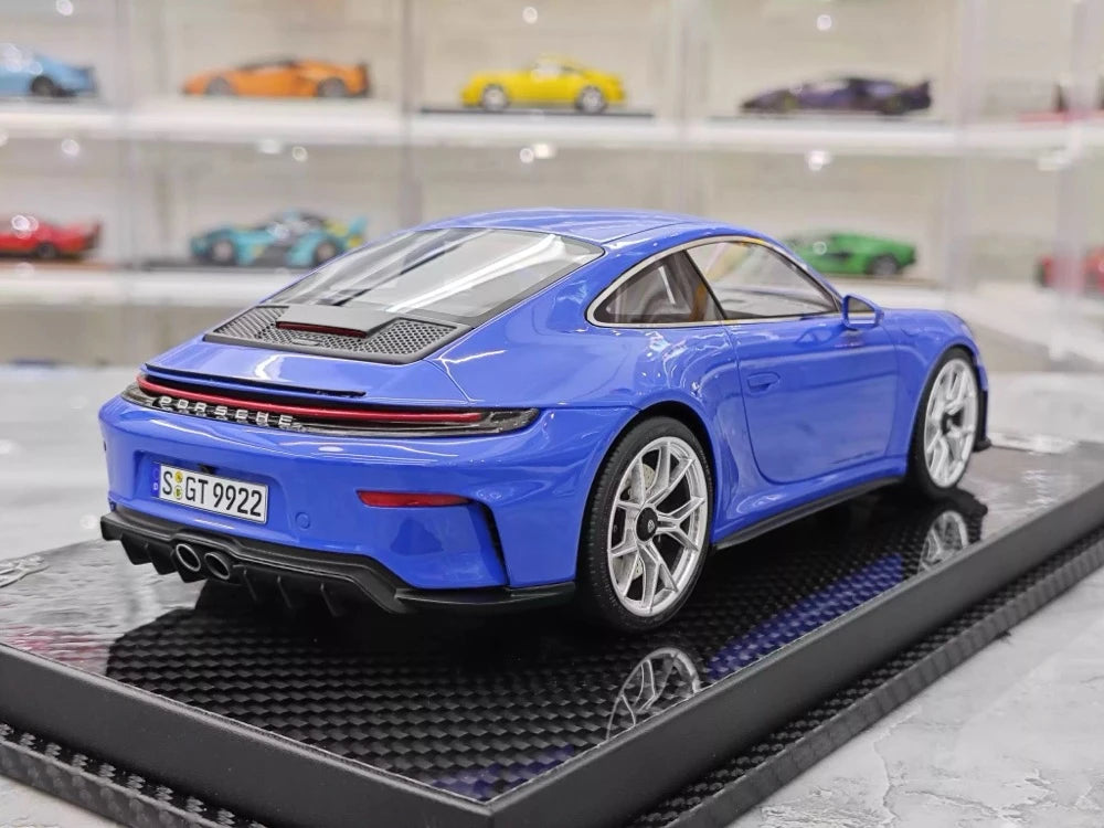 [VIP] 1:18 Porsche 2025 911 992.2 GT3 Touring Glossy Blue Model Car Resin