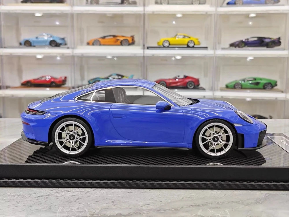 [VIP] 1:18 Porsche 2025 911 992.2 GT3 Touring blank blå modellbil harts