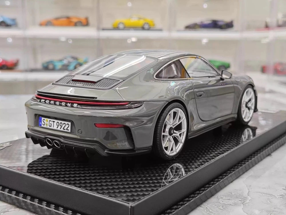 [VIP] 1:18 Porsche 2025 911 992.2 GT3 Touring Glossy Gray Model Car Resin