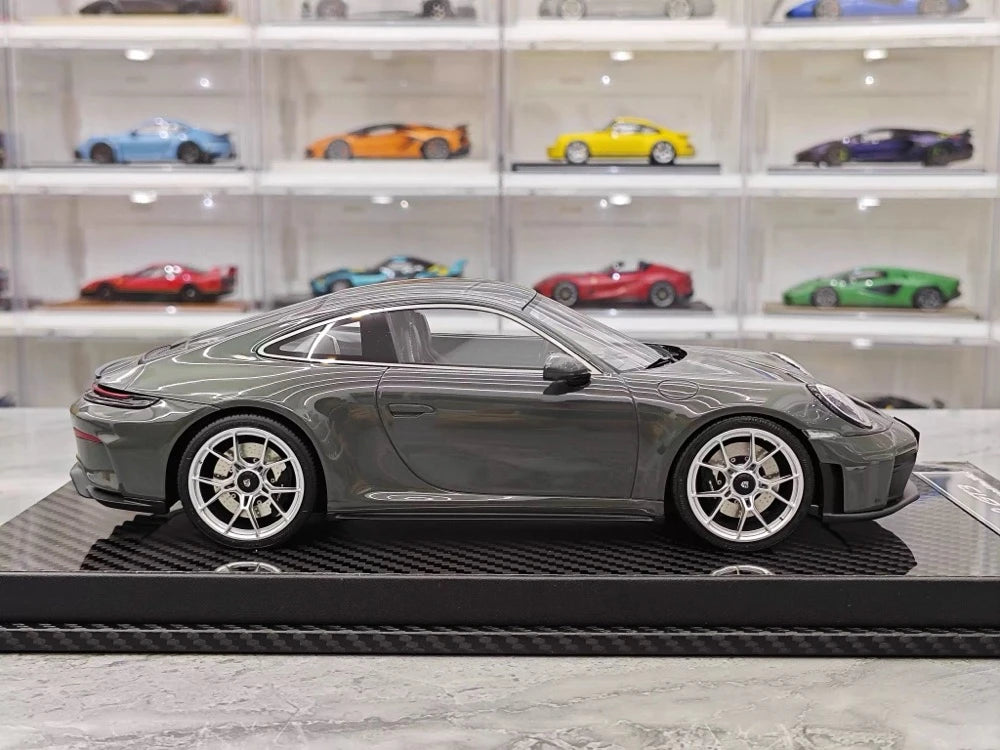 [VIP] 1:18 Porsche 2025 911 992.2 GT3 Touring Glossy Gray Model Car Resin