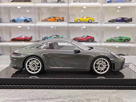[VIP] 1:18 Porsche 2025 911 992.2 GT3 Touring Glossy Gray Model Car Resin