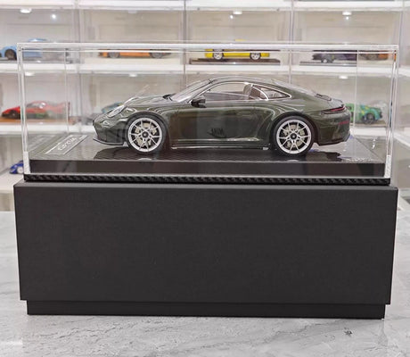 [VIP] 1:18 Porsche 2025 911 992.2 GT3 Touring Glossy Green Model Car Resin