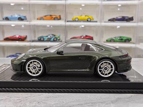 [VIP] 1:18 Porsche 2025 911 992.2 GT3 Touring Glossy Green Model Car Resin