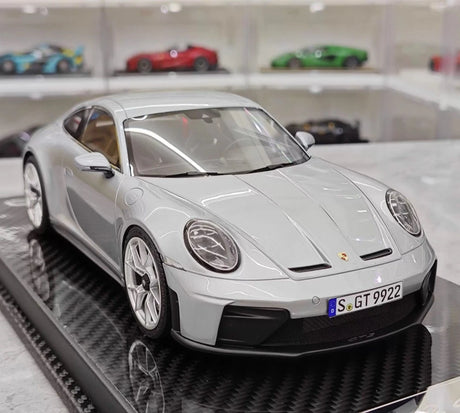 [VIP] 1:18 Porsche 2025 911 992.2 GT3 Touring Glossy Silver Model Car Resin