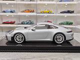 [VIP] 1:18 Porsche 2025 911 992.2 GT3 Touring Glossy Silver Model Car Resin