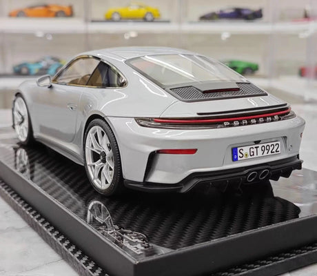 [VIP] 1:18 Porsche 2025 911 992.2 GT3 Touring Glossy Silver Model Car Resin