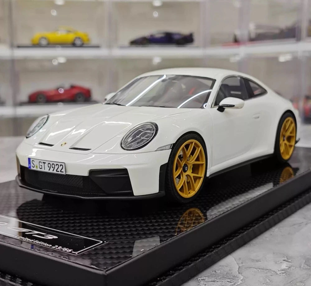 [VIP] 1:18 Porsche 2025 911 992.2 GT3 Touring Glossy White Model Car Resin