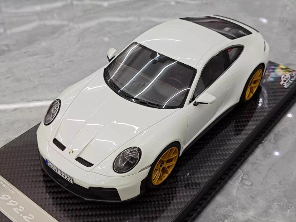 [VIP] 1:18 Porsche 2025 911 992.2 GT3 Touring Glossy White Model Car Resin