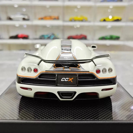 [VMB] 1:18 Koenigsegg 2006 CCX Night Glow Edition White Model Car Resin