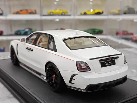 [VMB] 1:18 Rolls-Royce 2021 Ghost White & Black Model Car Resin