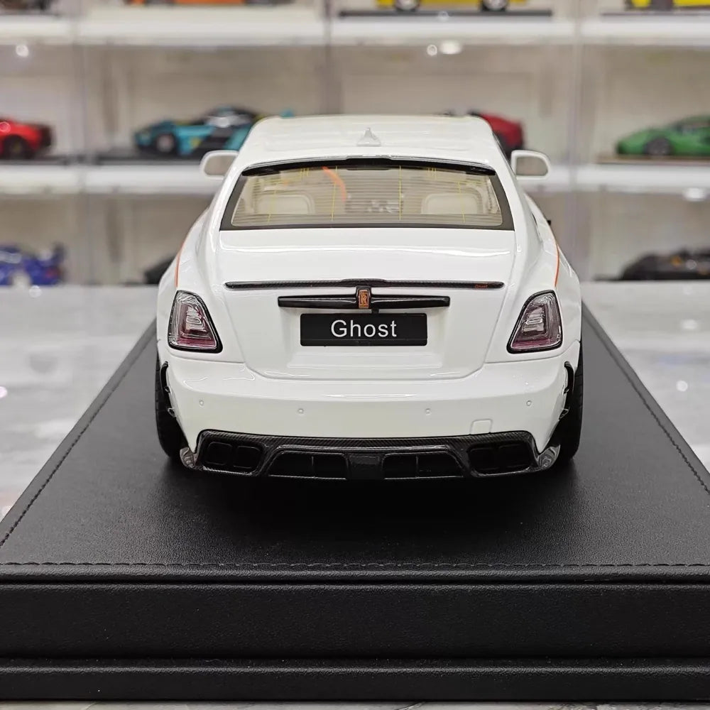 [VMB] 1:18 Rolls-Royce 2021 Ghost White & Black Model Car Resin