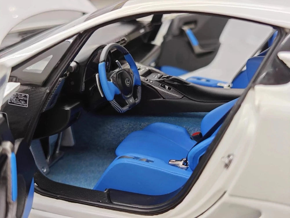 [WELL] 1:18 Lexus 2010 LFA White Model Car Die-Cast