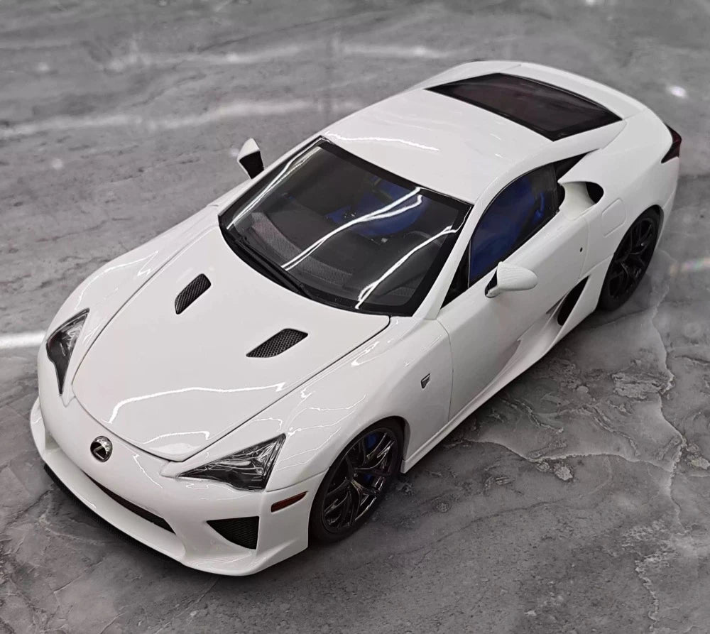 [WELL] 1:18 Lexus 2010 LFA White Model Car Die-Cast