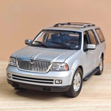[Welly] 1:18 Lincoln 2005 Navigator Silver Model Car Die-Cast